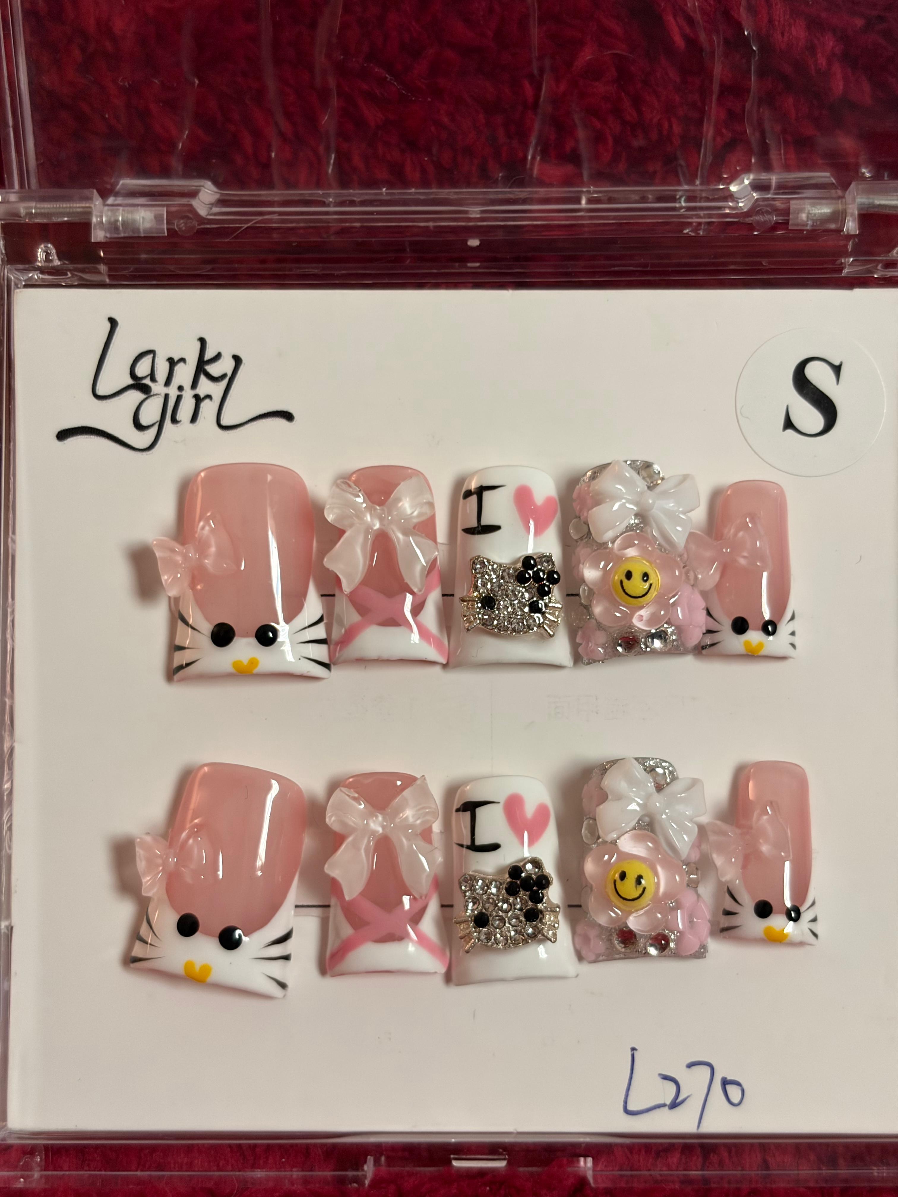 A 4 Press On -Set 3D Nail Art Gallery