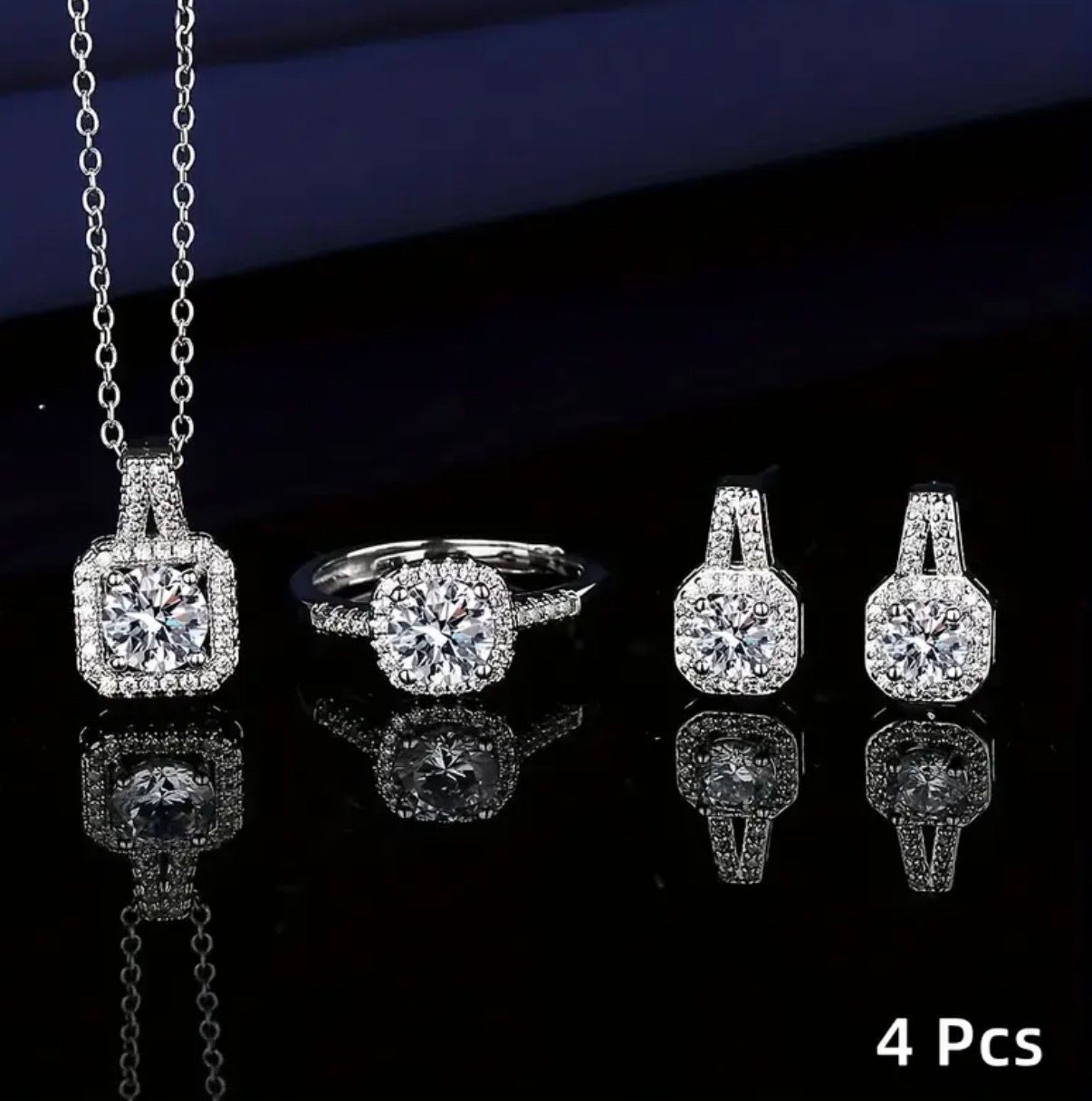 4pcs Sparkling Cube Zirconia Jewelry Set
