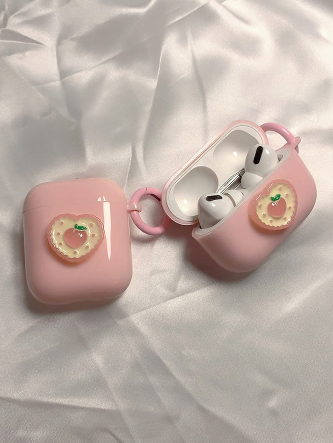 Light Pink Tulip Earphone Case