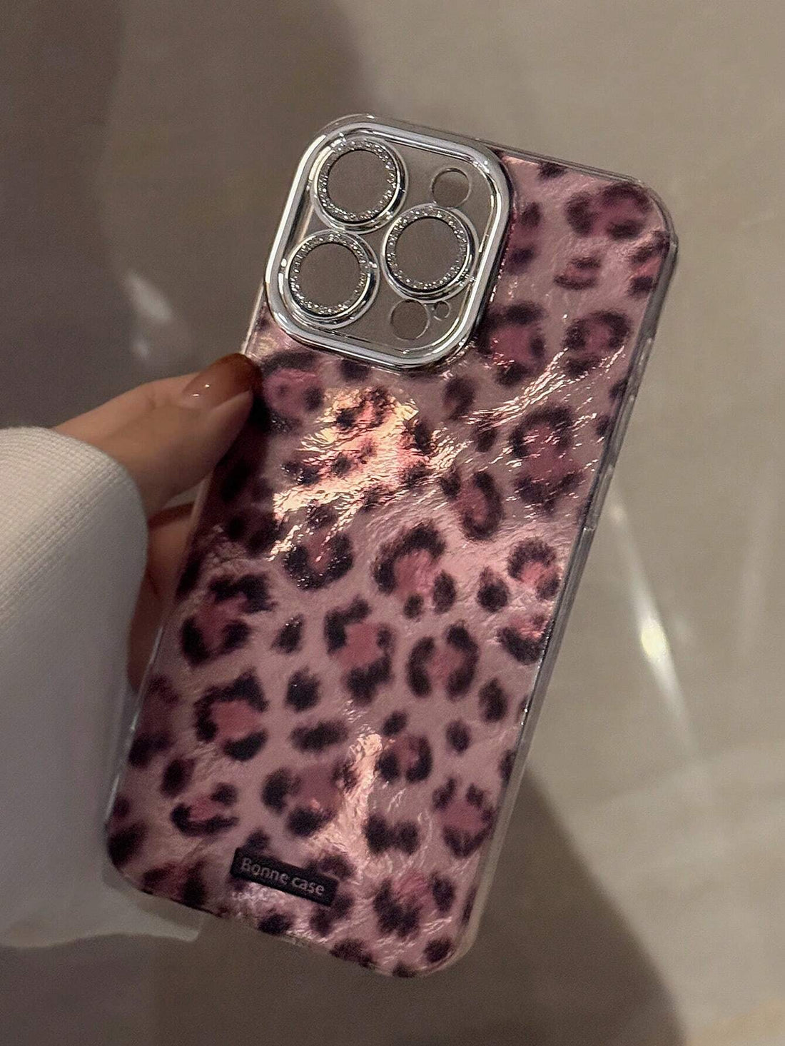 Animal Cheetah 1pc GUCADI Vintage Leopard Print Silver Luxury Phone Case With Lens Film, Compatible With IPhone 16/15/14/13/12/11/X/7 Series, Autumn/Winter Waterproof Shockproof Anti-Fall Scratch Resistant