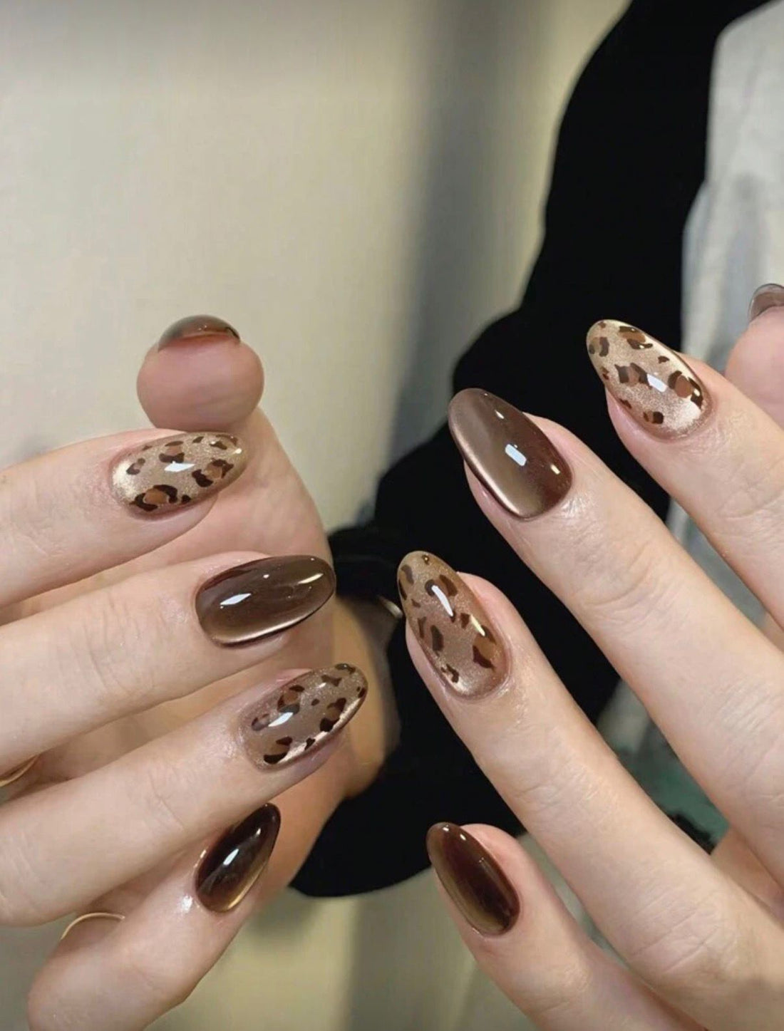 Leopard Print Reusable Oval Shape False Nails