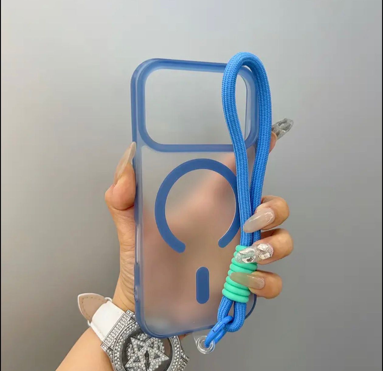 Iphone 17/ 17 Pro Max High-Quality Semi-Transparent Matte Magnetic Phone Case