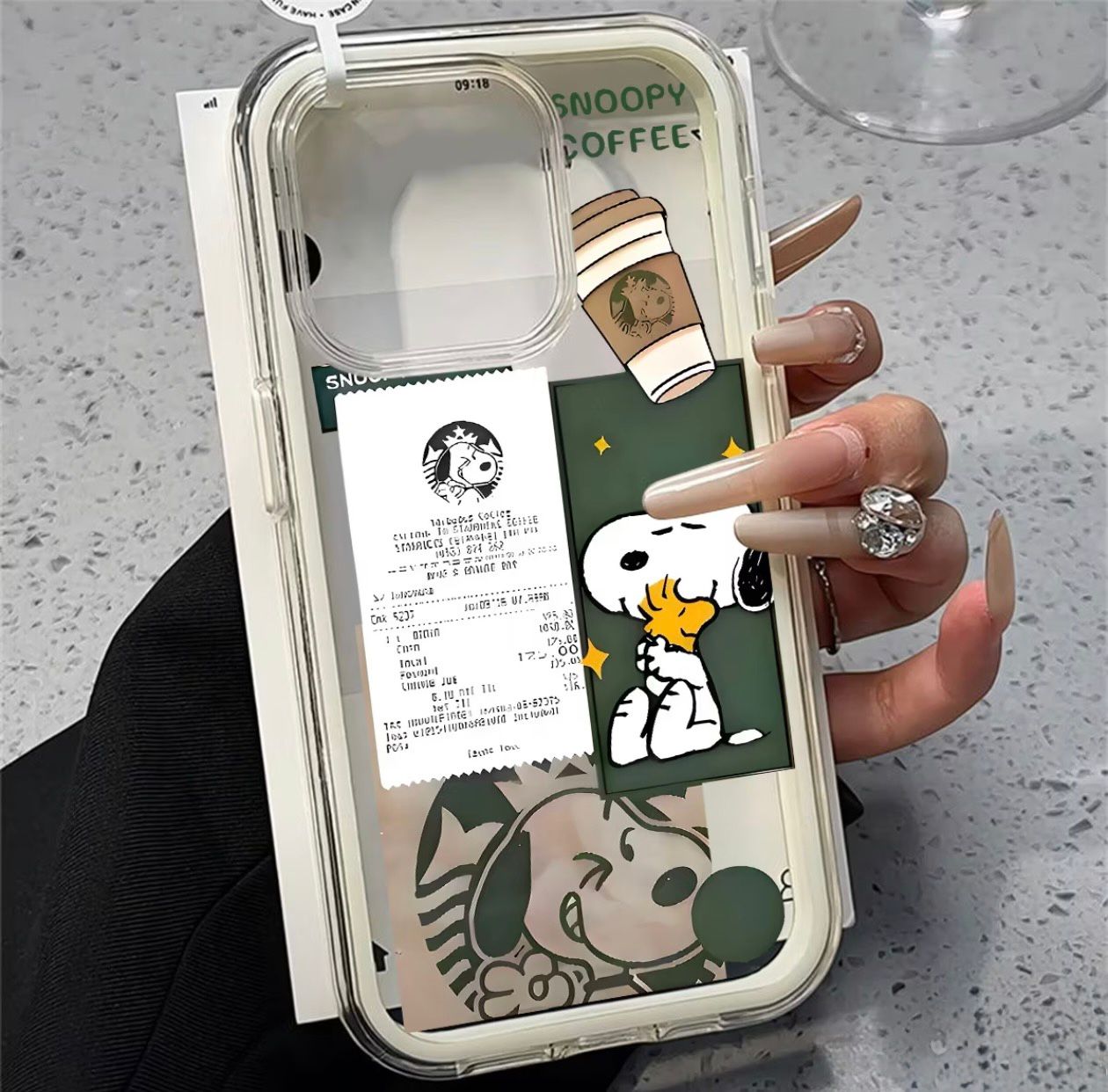 Iphone 16 Pro Max cute Snoopy graffiti high-value transparent three in one border macaron phone case