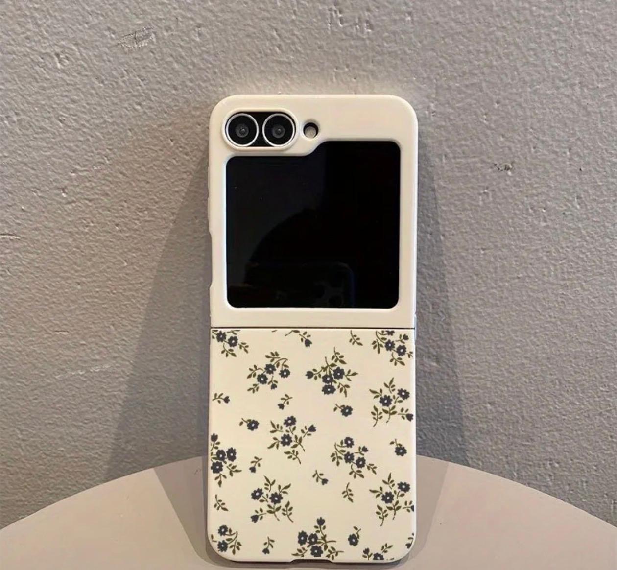 TPU Folding Full-Cover Shockproof Phone Case with Dark Blue Floral And Bright White Patterns for Samsung for galaxy Z Flip 6