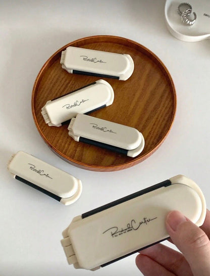 Foldable Comb