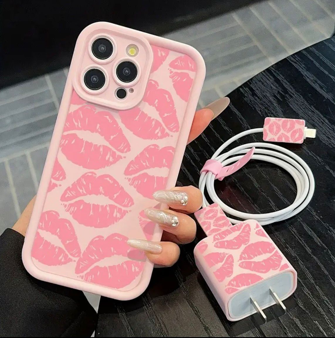 5pcs Set Pink Heart Pattern Phone Case + Cable Protector for 14 Plus