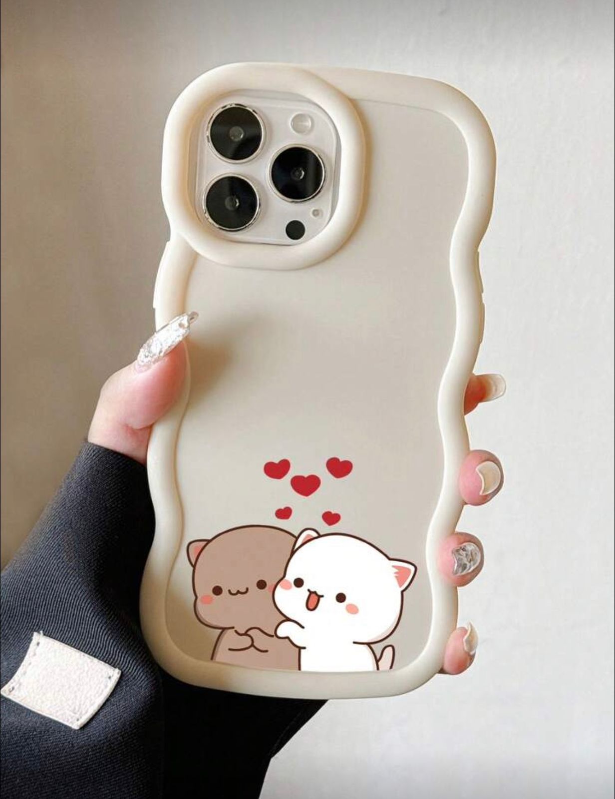 Iphone 17 Pro Max Cartoon Cat Beige Phone Case