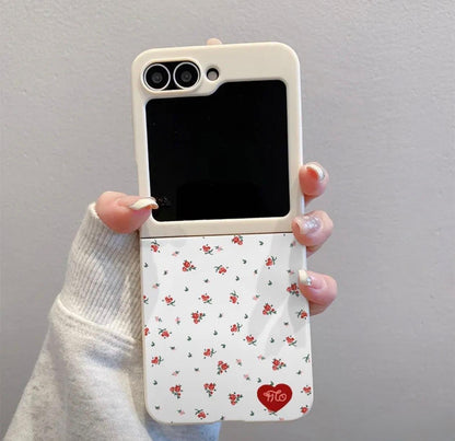 TPU Shockproof Phone Case with a White Background, Red Hearts, And Bright Black Patterns for Samsung for galaxy Z Flip 7SE